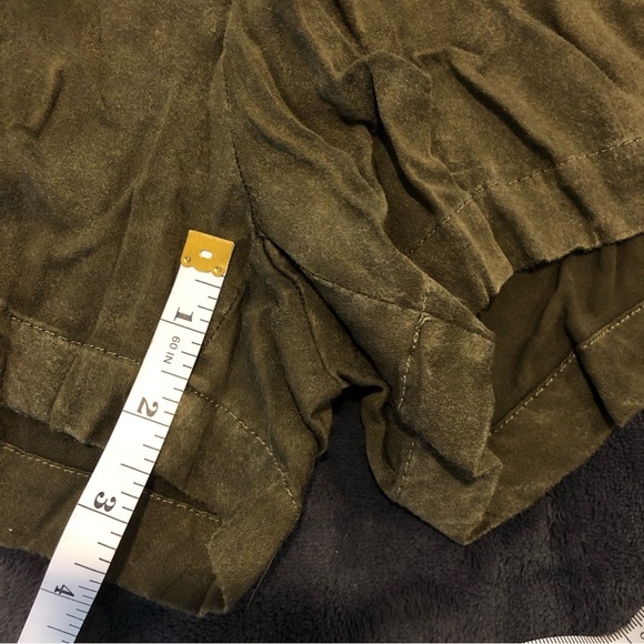 Chaser Heirloom Army Green Lace Up Shorts Size Medium NWT - Picture 9 of 11